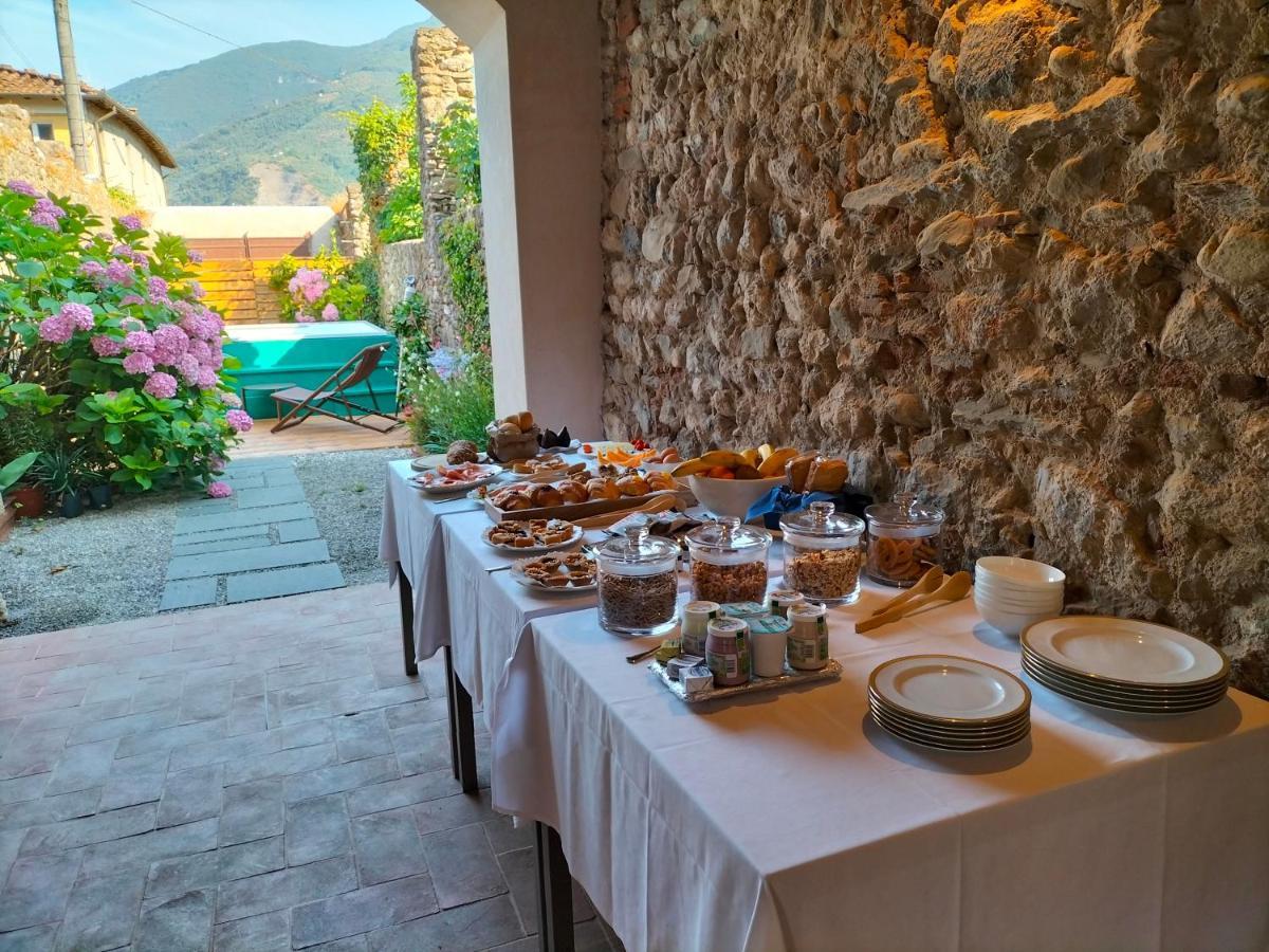 Badia Giulia Prestigious Historical B&B, Camaiore - Adults Only - No Pets Екстериор снимка
